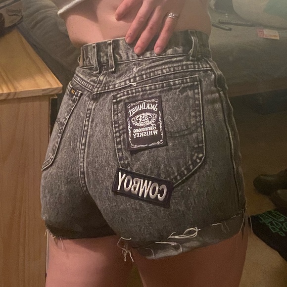 Vintage Lee Hi-Rise Patch Shorts - Picture 1 of 6